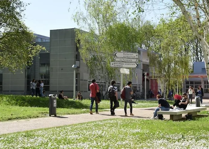 Neuf Design - Tram & Centre A Proximite